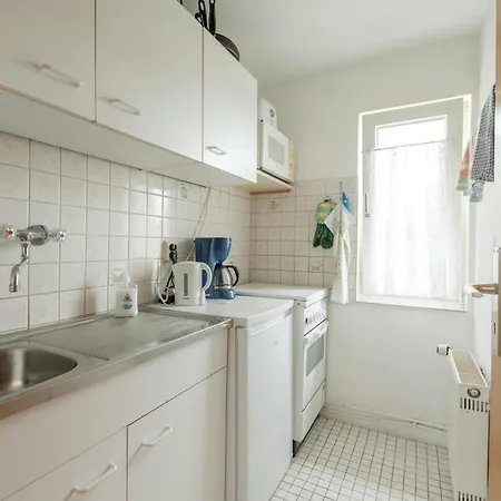 Ferienhaus Gartenwohnung In *